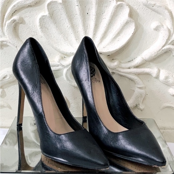 Vince Camuto Black Leather Pumps main image 6